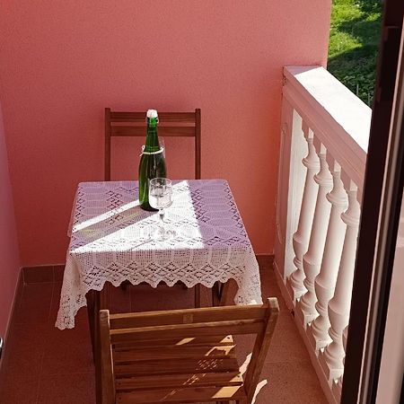 Apartmani Peko Pag Town Zewnętrze zdjęcie