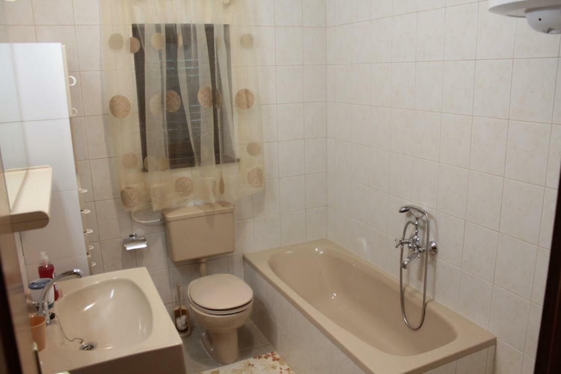 Apartmani Peko Pag Town Zewnętrze zdjęcie