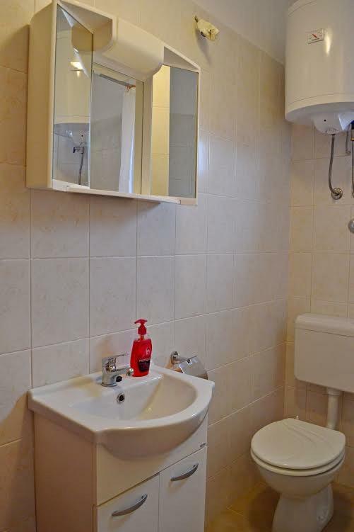 Apartmani Peko Pag Town Zewnętrze zdjęcie